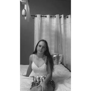 Meet your Posher, Hayley